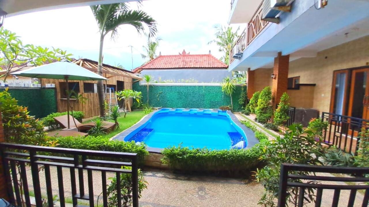 Wahyuga Sari Guest House Nita Salon & Spa Lembongan Exterior foto